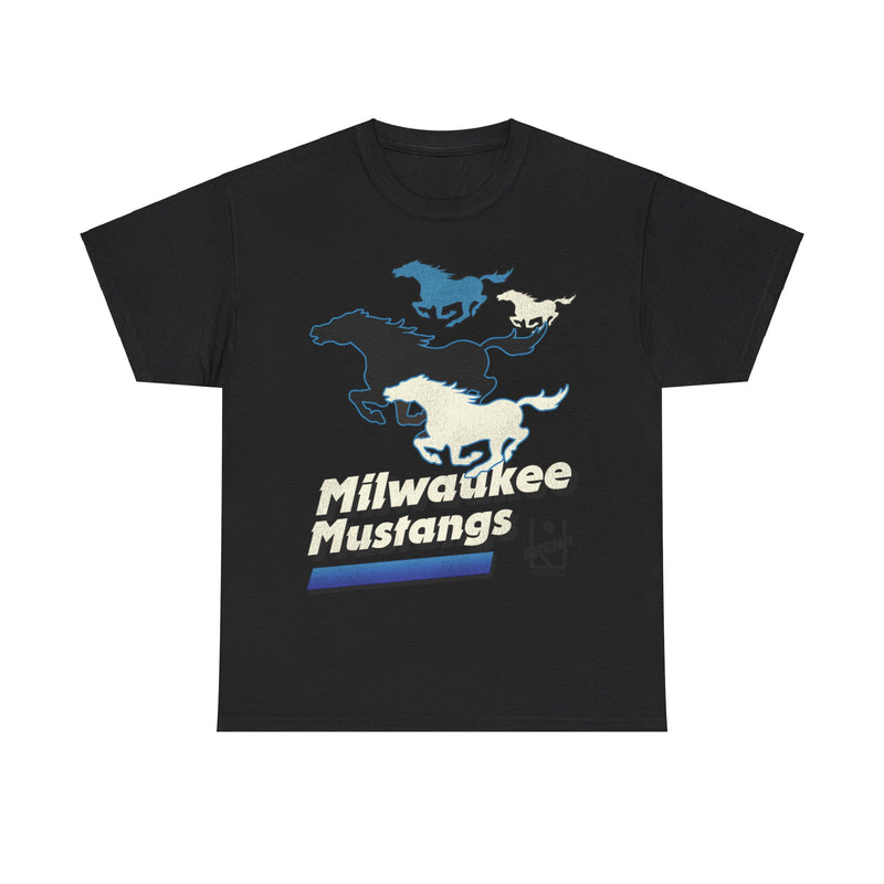 Load image into Gallery viewer, Milwaukee Mustangs Wisconsin Football Team T-shirt