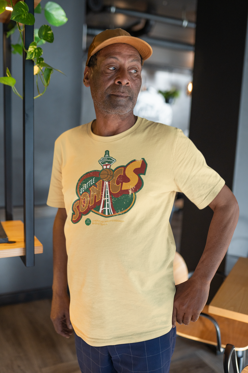 Load image into Gallery viewer, Seattle Sonics Logo Basketball Team T-shirt