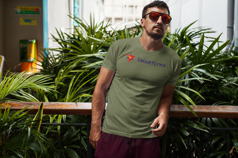 Load image into Gallery viewer, SmartLynx Airlines Latvian Carrier Logo T-Shirt Aviation