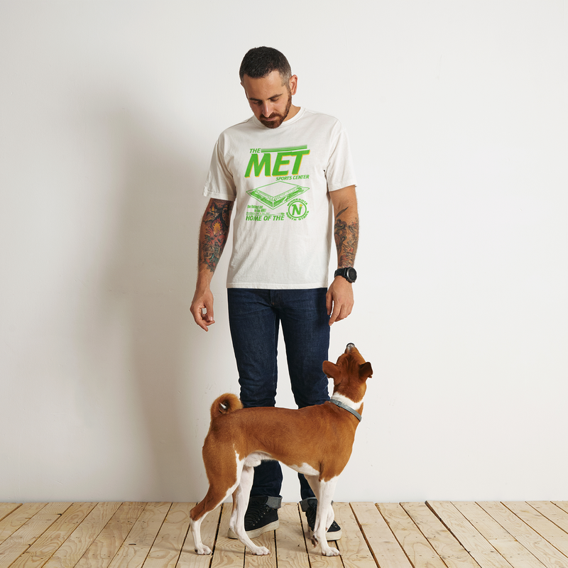 Load image into Gallery viewer, The Met Arena Minnesota North Stars Hockey Team T-shirt