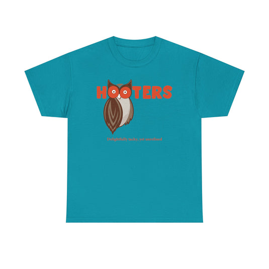 Hooters T-Shirt Bankrupt Restaurant Chain Vintage Logo Tee