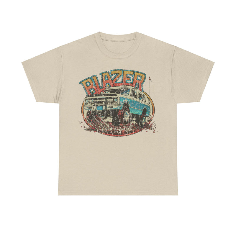 Load image into Gallery viewer, K5 Blazer 4x4 1971 Car Distressed Print T-shirt
