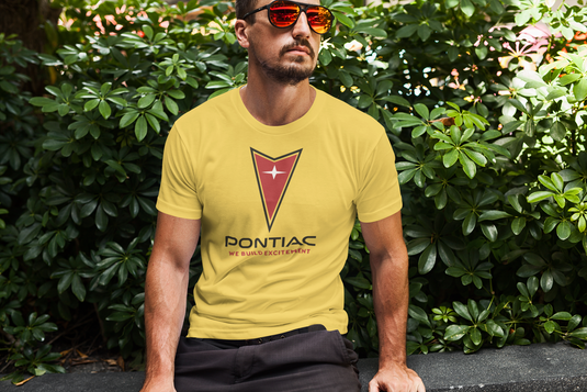 Pontiac We Build Excitement Red Arrow Star Logo Classic T-shirt